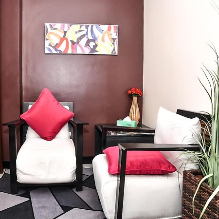 The Beehive Hotel Male Ngoại thất bức ảnh