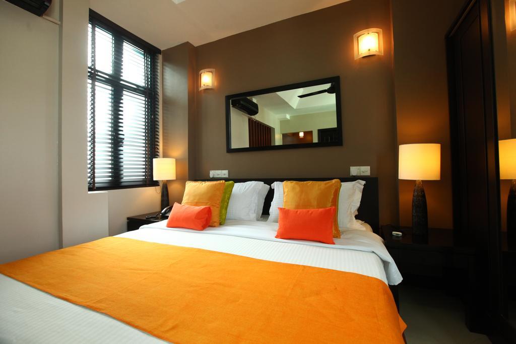The Beehive Hotel Male Ngoại thất bức ảnh