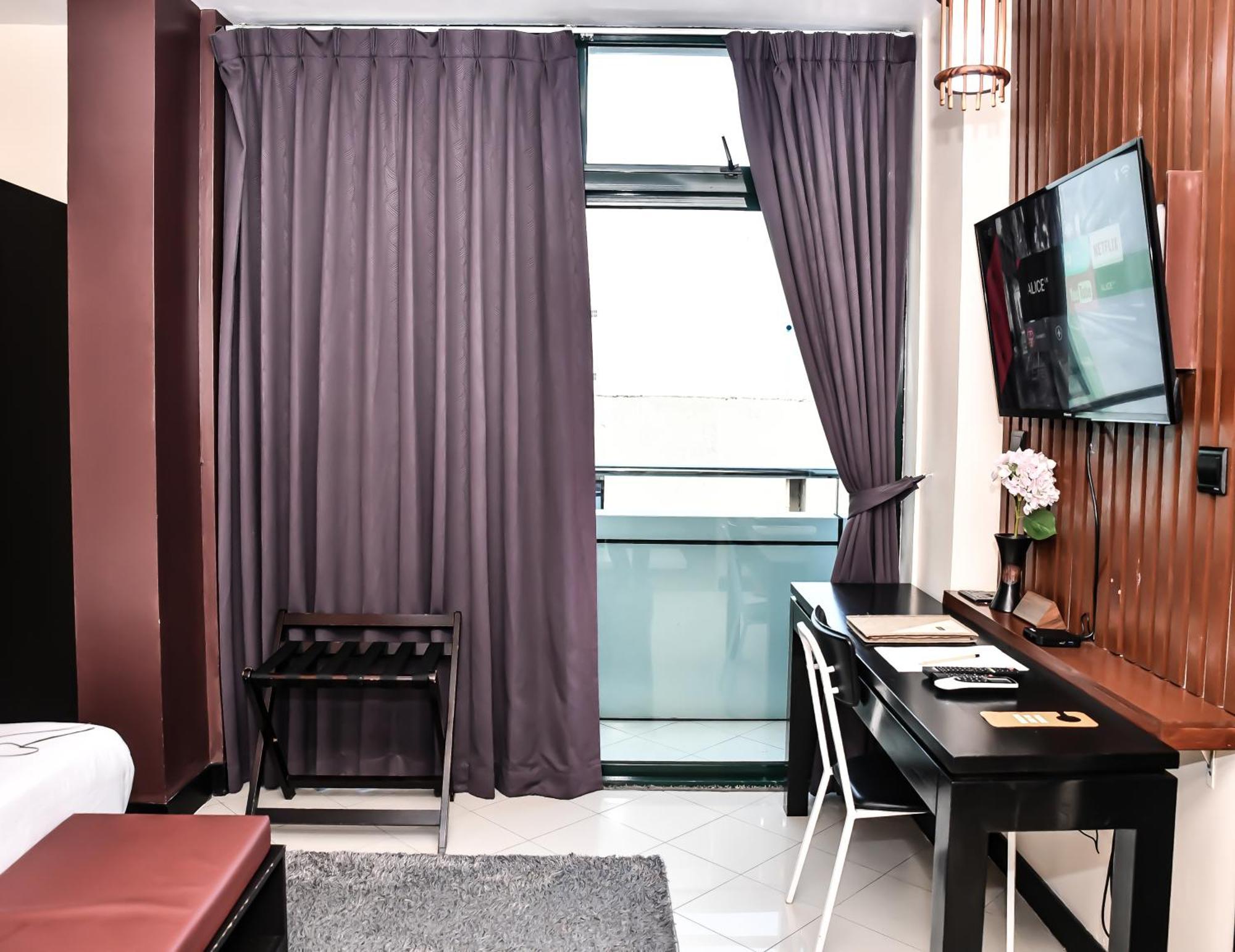The Beehive Hotel Male Ngoại thất bức ảnh