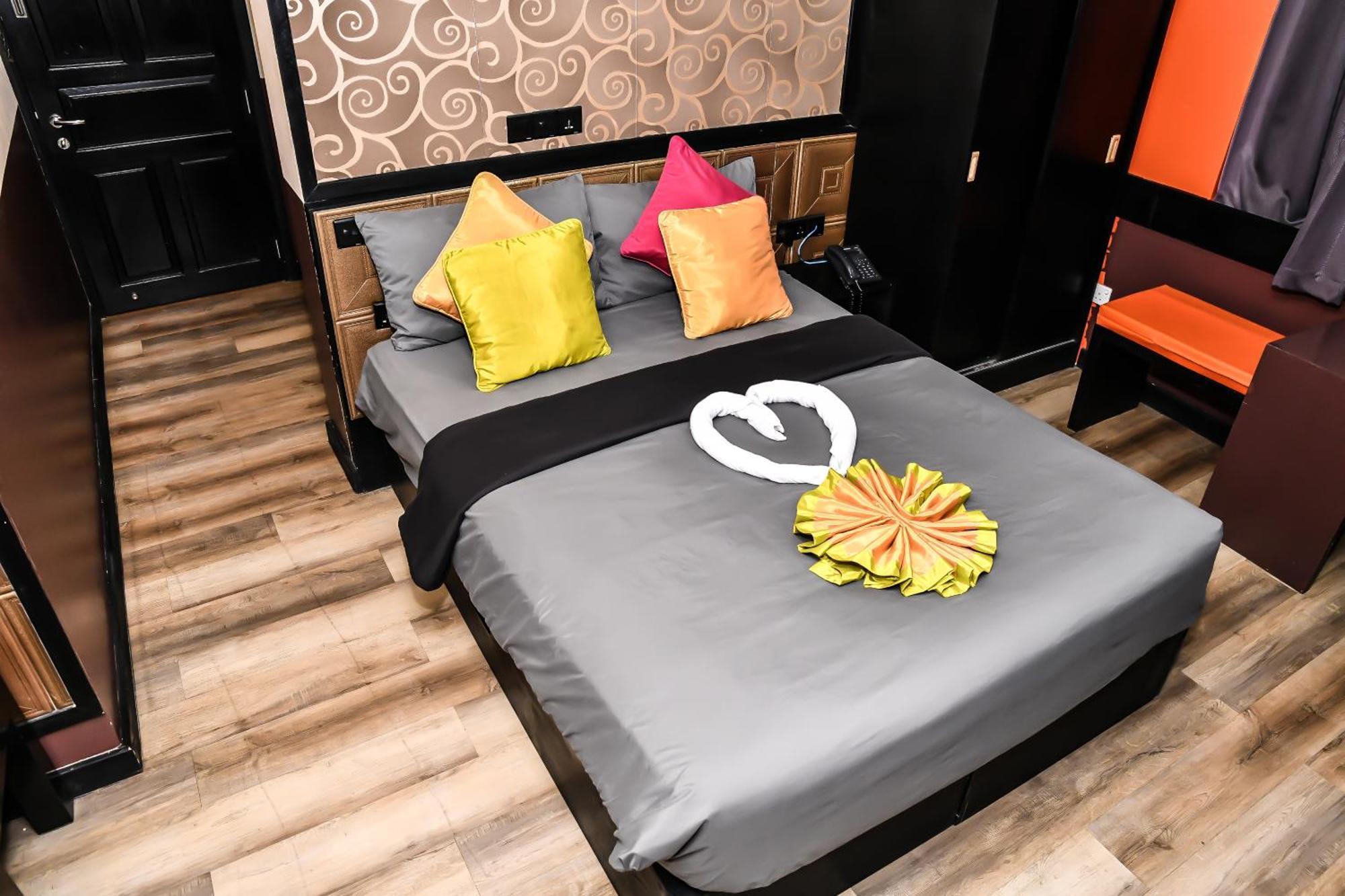 The Beehive Hotel Male Ngoại thất bức ảnh